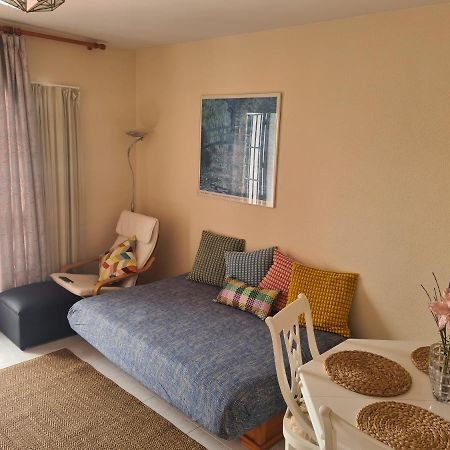Apartamento En Mijas Con Terraza, Capacidad Para 5 Personas Con Piscina De Temporada Малага Екстериор снимка